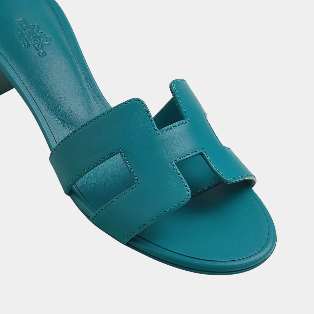 Oasis Sandals in Calfskin - Image 3