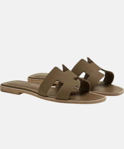 hermes-oran-sandal-in-epsom-calfskin-etoupe-front